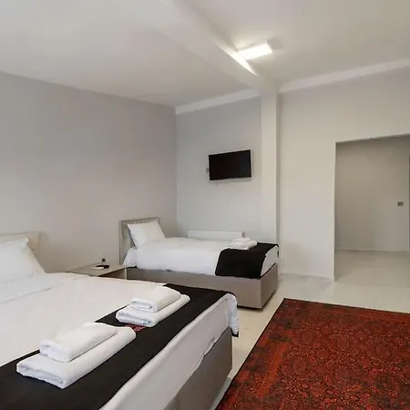Cozy & Comfy Studio At Beyoglu - 34 Apartment *